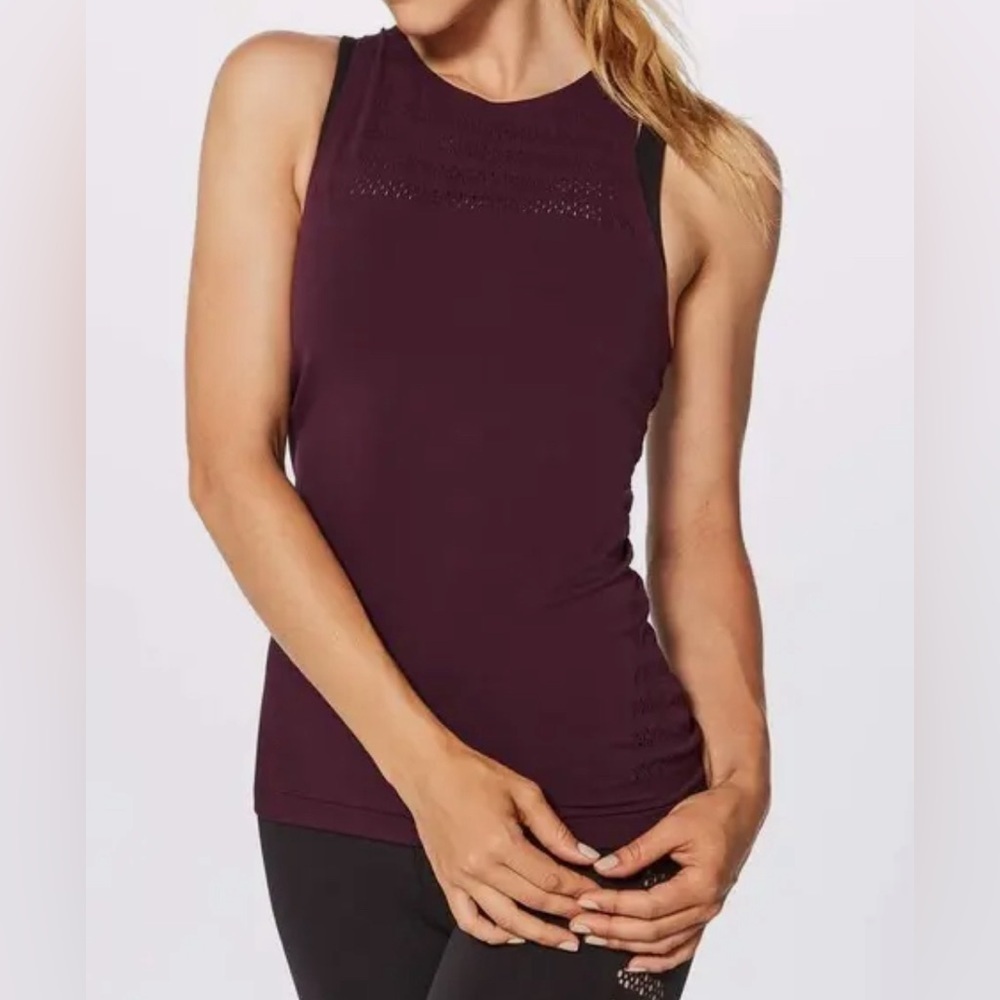 Lululemon Reveal Tank‎ (Stripes) - DARK ADOBE - Size 2